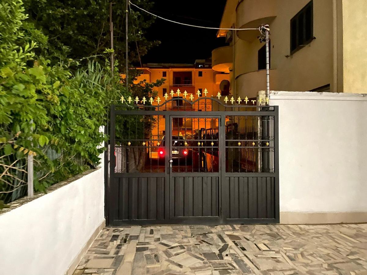 Apartamento Lumturi Resident Durrës Exterior foto